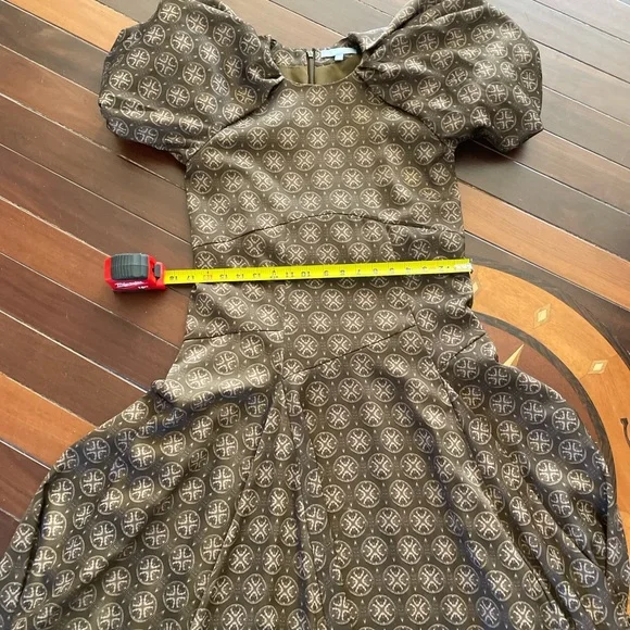 ANTONIO MELANI Courtney Grow Maxi Dress
Size 4 Dress - Picture 5 of 9